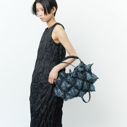 大きなツンツンの2wayバッグ