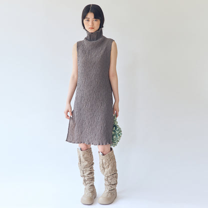 Wavy Sleeveless High Neck Dress