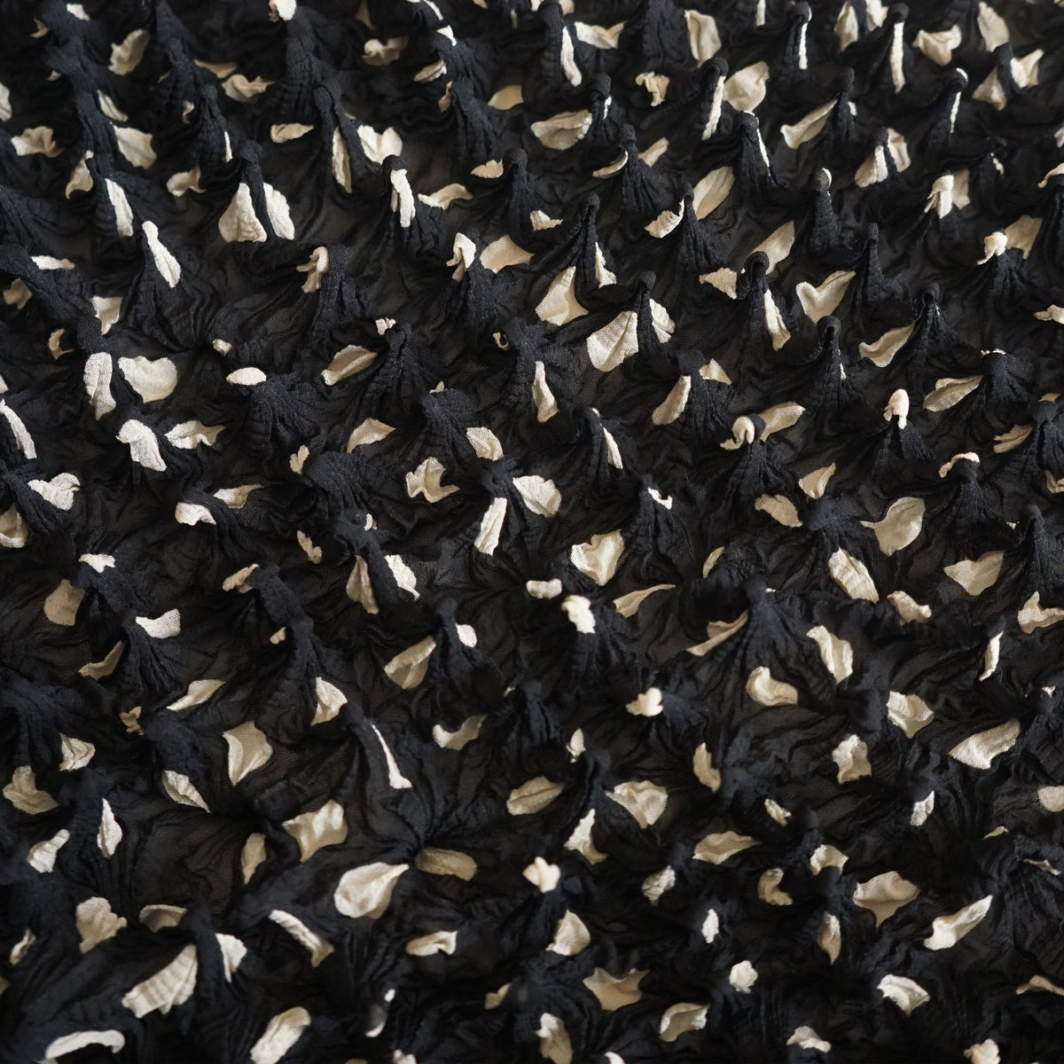 Spiky Shibori Short Cardigan - Chiffon/Dot Pattern