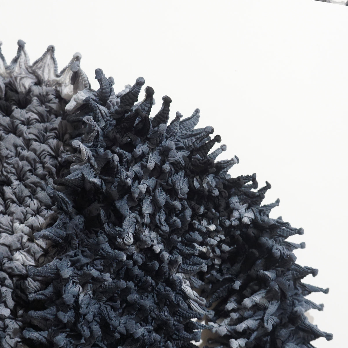 Spiky Shibori Short Cardigan - Chiffon/”Nijimi" Pattern