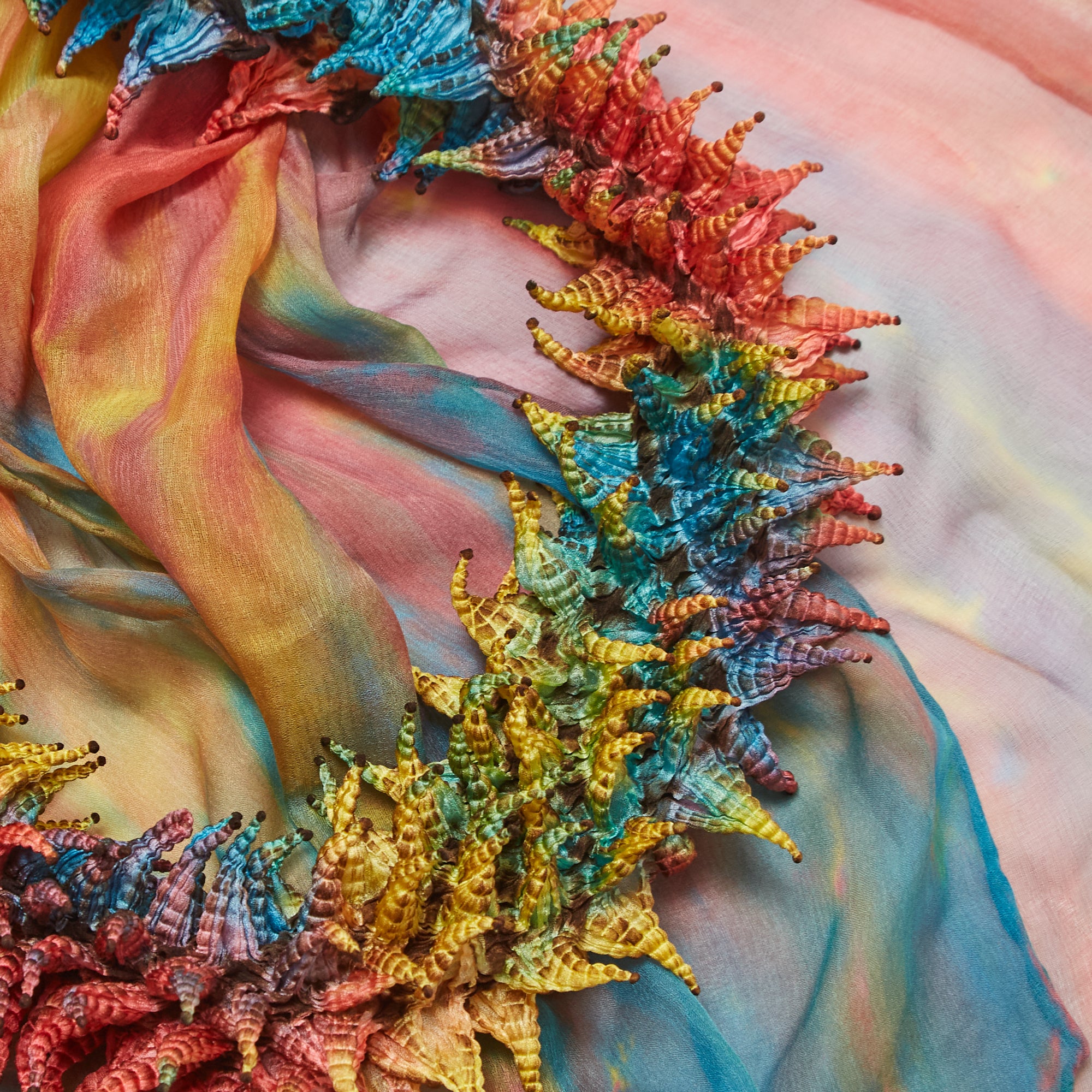 Scarf with Center Spiky Shibori - BUNZABURO