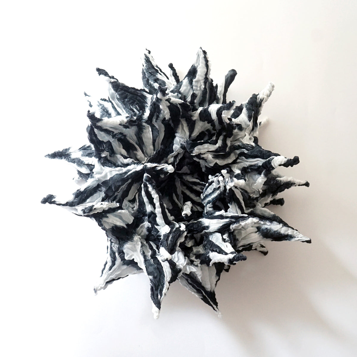 Bai Shibori Necklace Medium Width - Zebra Stripes